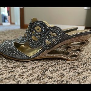 John Fashion Sparkly Heels